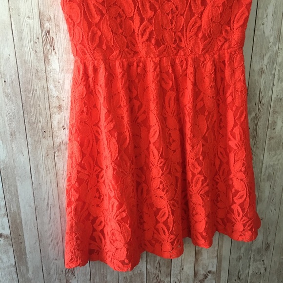 *2 for 20* UO CoincidenceandChanceRevel Lace Dress - Picture 4 of 7